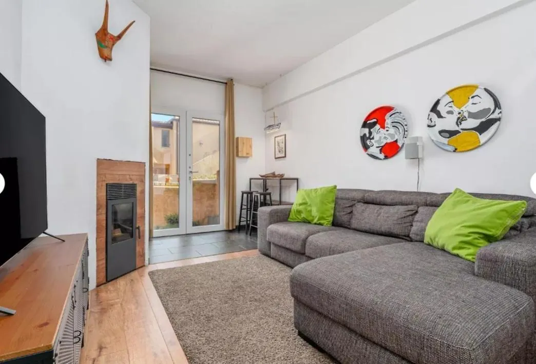 Kwatera prywatna B&B Diec10 Murta Maria Włochy