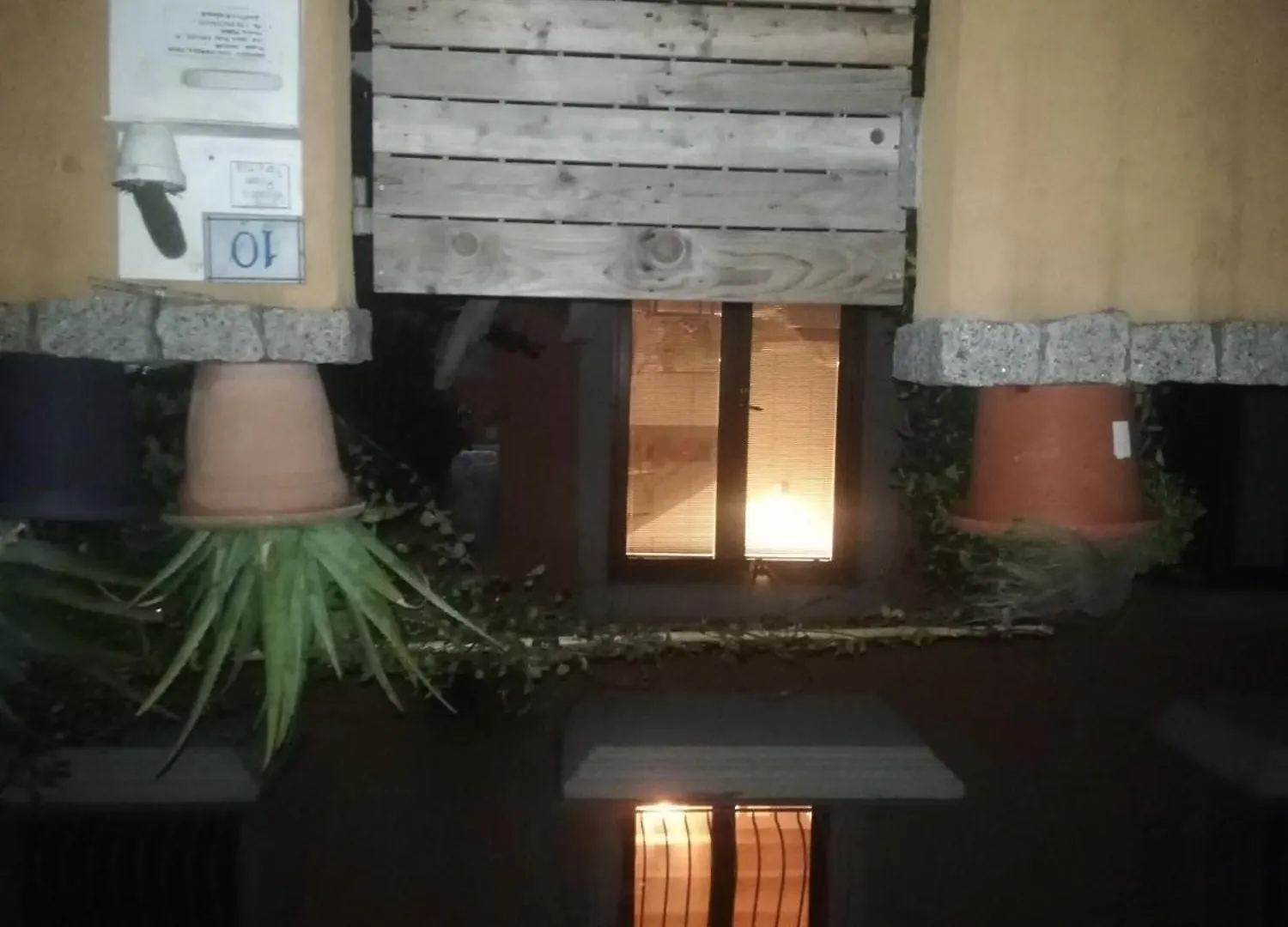 Alloggio in famiglia B&B Diec10 Murta Maria Italia
